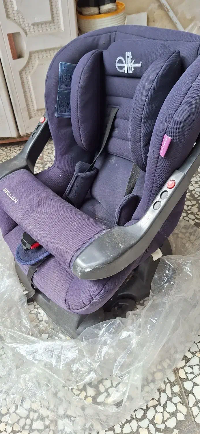 صندلی ماشین|تخت و صندلی بچه|لاهیجان, کوی آزادگان|دیوار