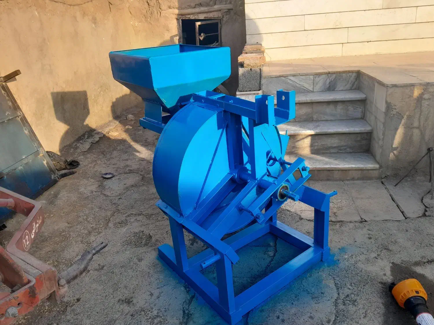 آسیاب سنگی وبرقی|ماشینآلات صنعتی|قم, الغدیر|دیوار