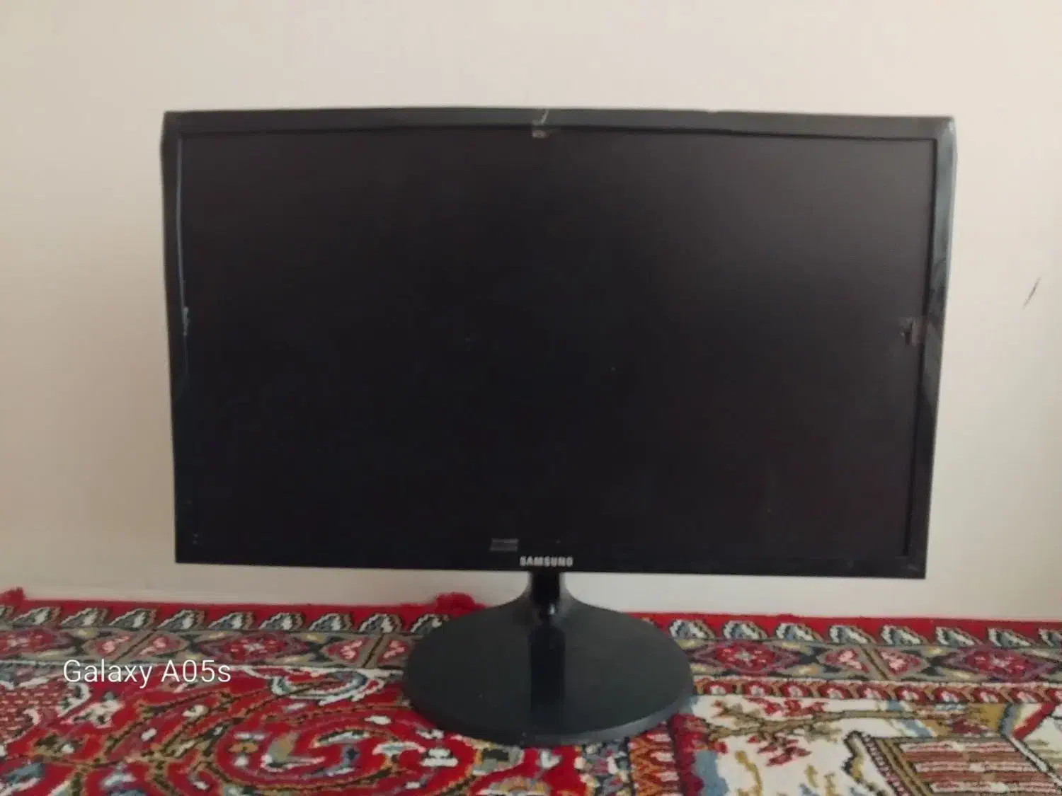 مانیتور22 اینچ|قطعات و لوازم جانبی رایانه|فولادشهر, B2|دیوار