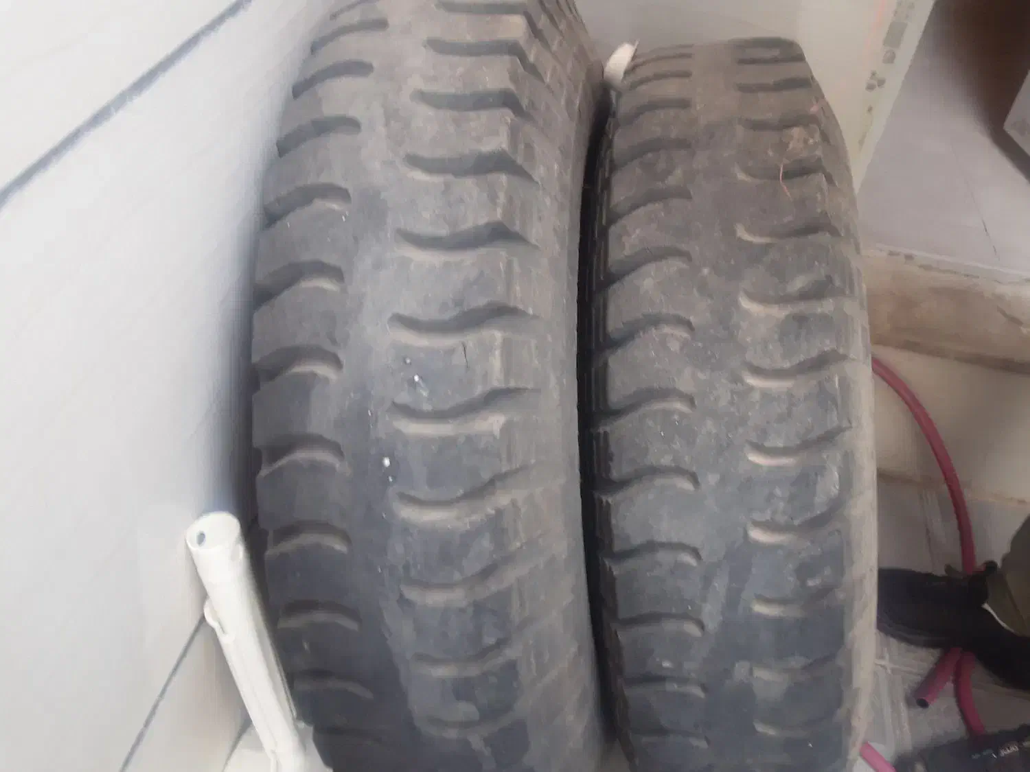 یک جفت لاستیک نیسان|قطعات یدکی و لوازم جانبی|تاکستان, |دیوار