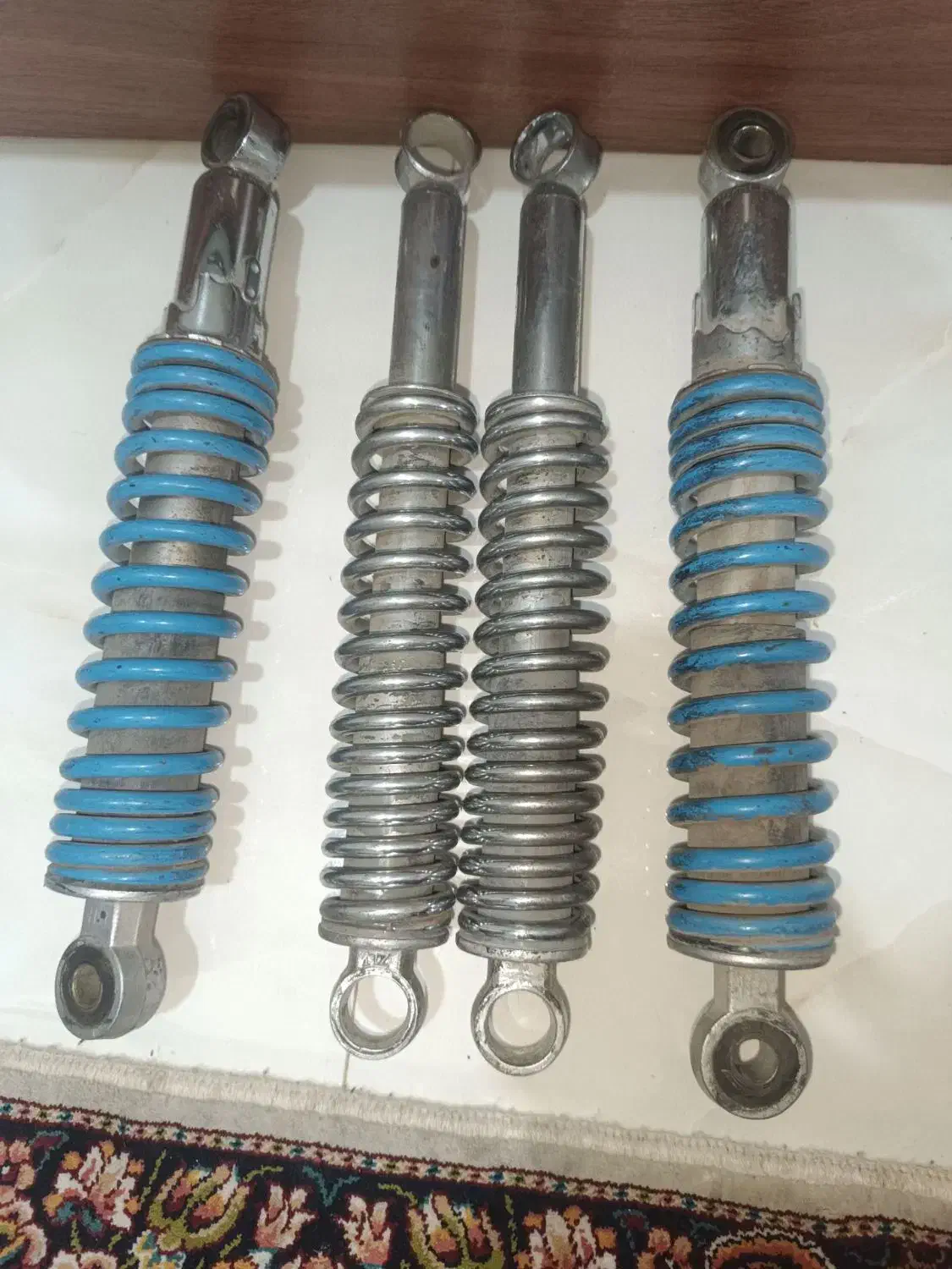 کمک فنر عقب موتور|قطعات یدکی و لوازم جانبی|قرچک, میرزائی جنوبی|دیوار