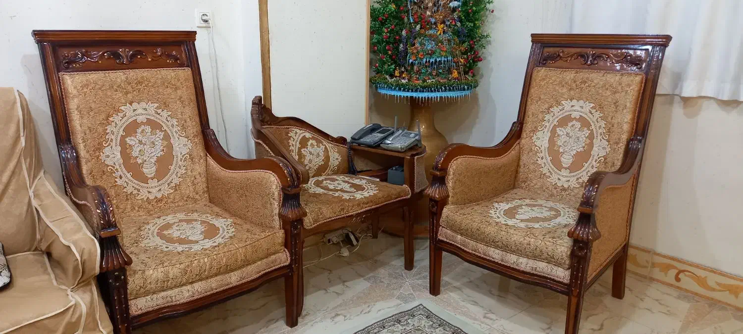 فروش مبل استیل کلاسیک|مبلمان خانگی و میز عسلی|اصفهان, شهرک ولیعصر|دیوار