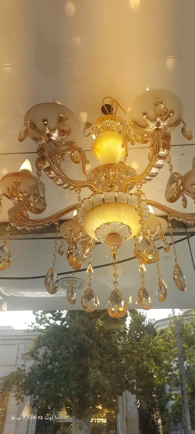 نیروی خانم جهت لوستر فروشی و آقا جهت مونتاژ لوستر|استخدام خدمات فروشگاه و رستوران|سبزوار, قائم|دیوار