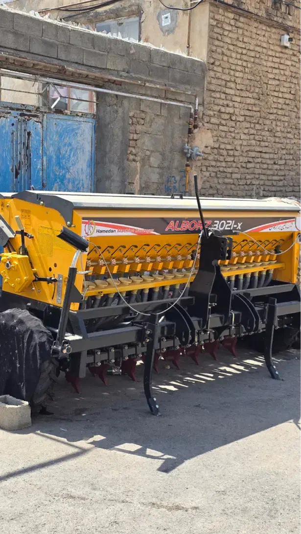 فروش ردیف کار سه کاره|ماشینآلات صنعتی|بوکان, |دیوار