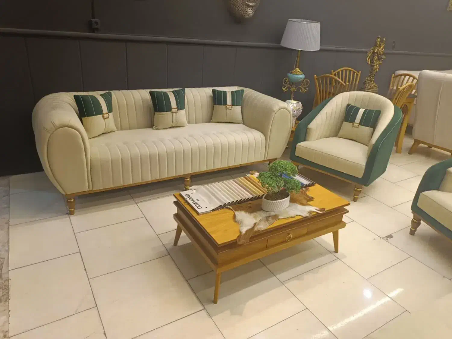 مدل پاناما شرکتی . رنگ بندی کرم و سبز|مبلمان خانگی و میز عسلی|بیرجند, |دیوار