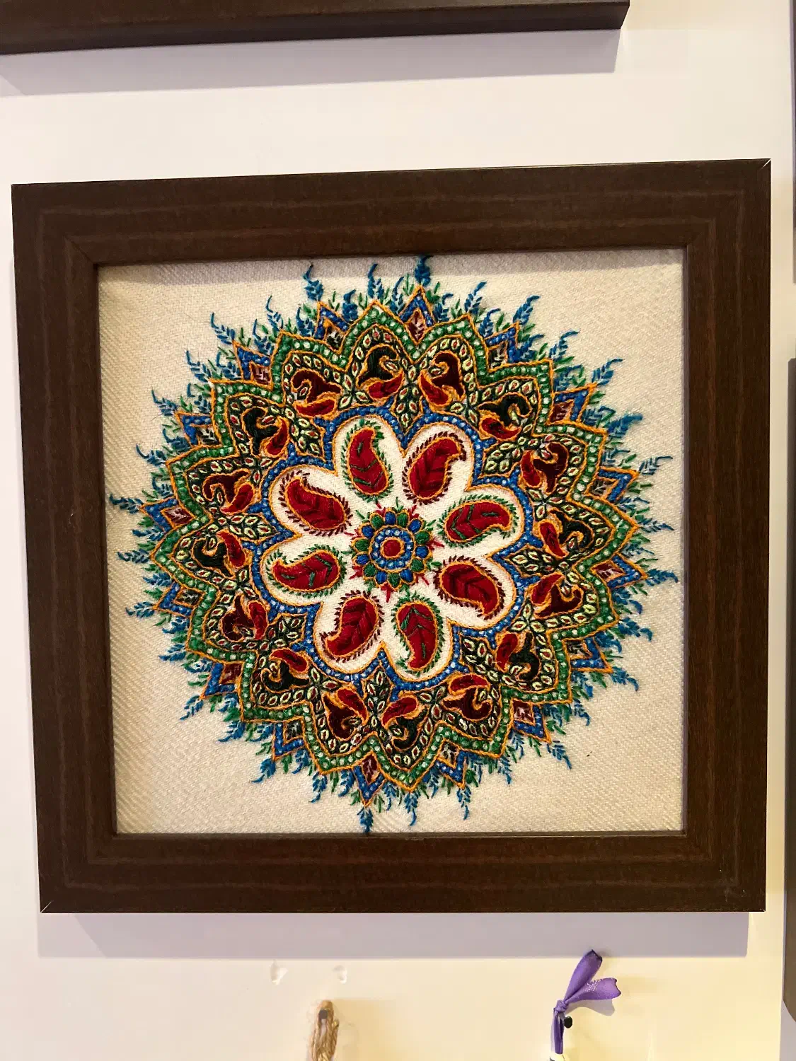 قاب پته دوزی|تابلو فرش|تهران, فلسطین (میدان انقلاب)|دیوار