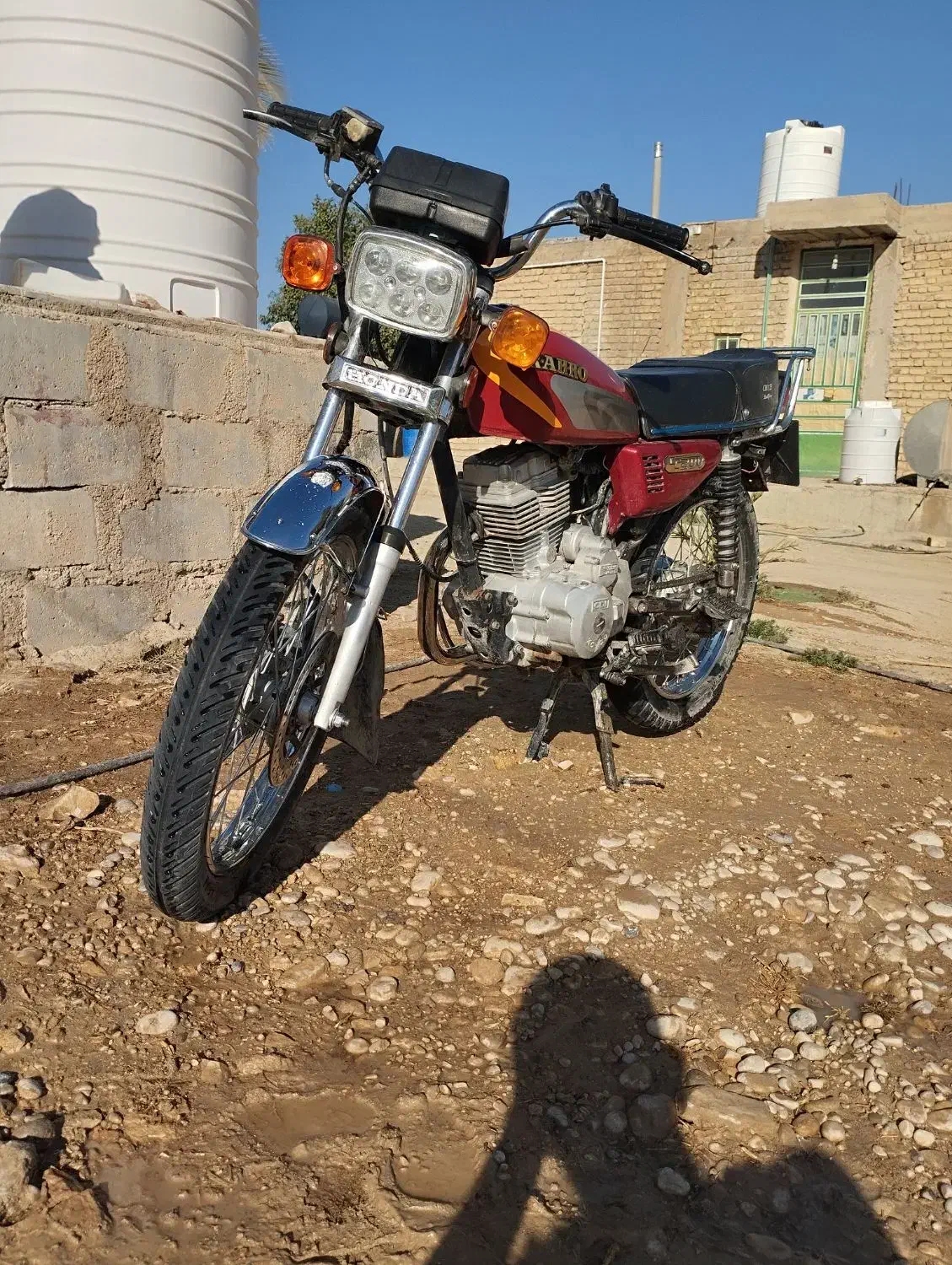 موتور 200 رهرو|موتورسیکلت|جره و بالاده, |دیوار