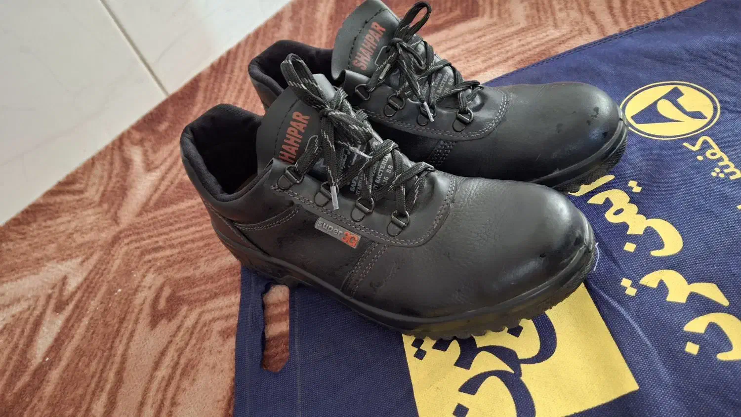 کفش ایمنی|کیف، کفش، کمربند|قم, علی آباد سعدگان|دیوار