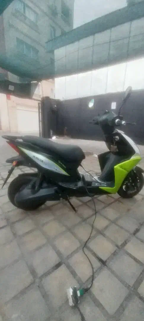 موتور برقی مارک کویر   باتری تازه  لاستیک نو|موتورسیکلت|رشت, دیلمان|دیوار