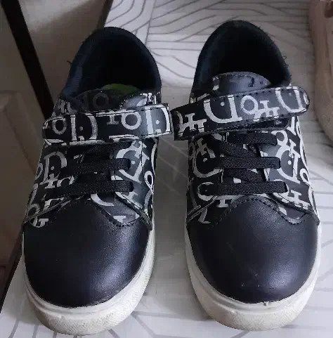 کفش بچگانه|کفش و لباس بچه|قرچک, باقرآباد|دیوار