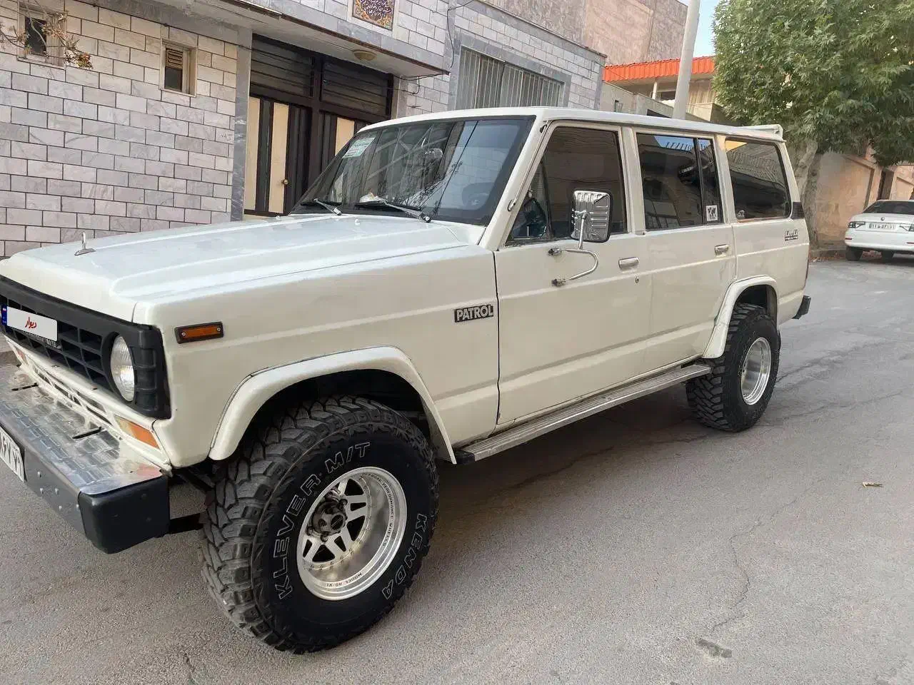 نیسان پاترول 4 در 6 سیلندر، مدل ۱۳۷۲|خودرو سواری و وانت|شهرکرد, |دیوار