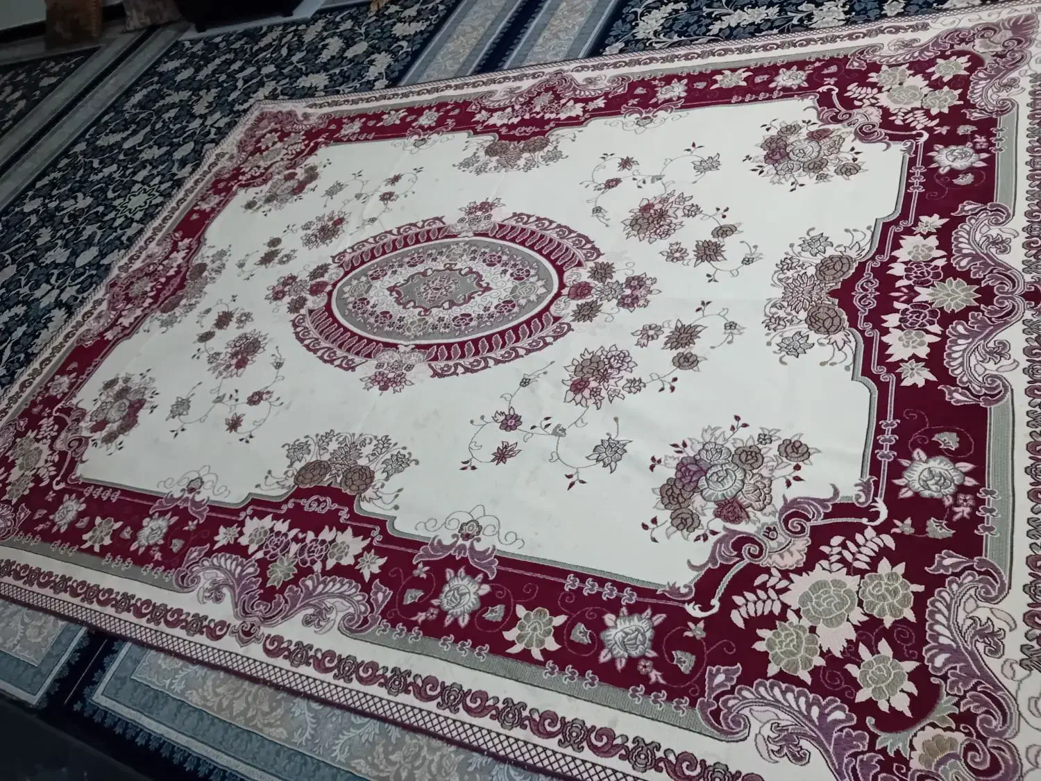 روفرشی نونو زرافشان اصل ۹متری|روفرشی|کوهدشت, |دیوار