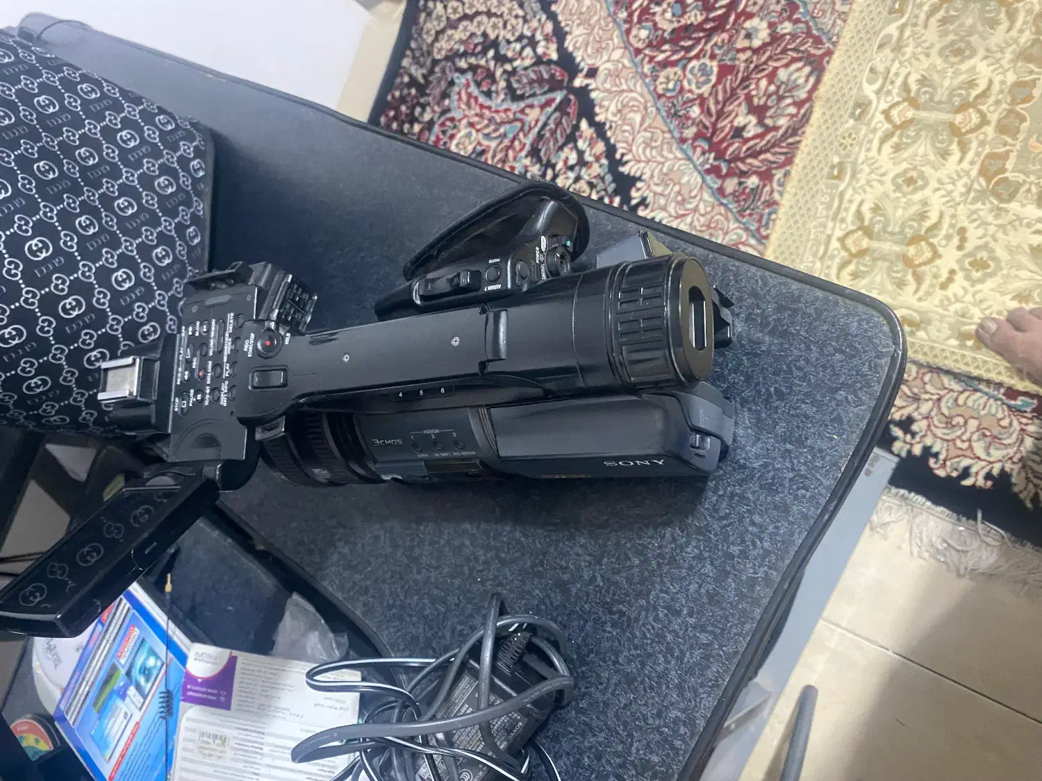 Sony dsr-pd175 دوربین فیلمبرداری حرفه ای|دوربین عکاسی و فیلم‌برداری|بم, |دیوار