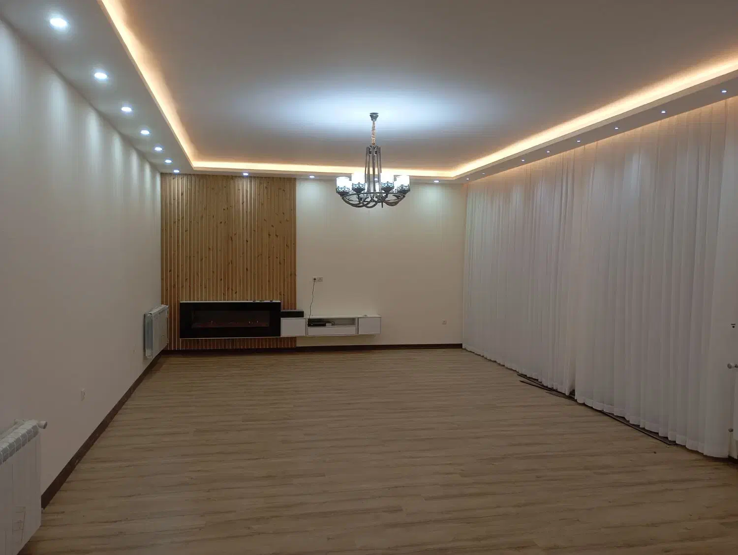 ویلا نوساز در بهترین نقطه جوپار|فروش خانه و ویلا|ماهان, |دیوار