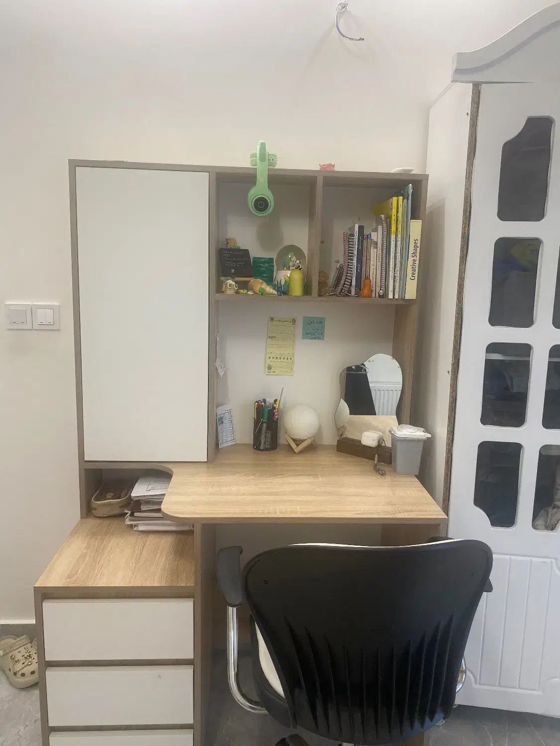 میز تحریر و صندلی چرخ دار|میز تحریر و کامپیوتر|چالوس, |دیوار