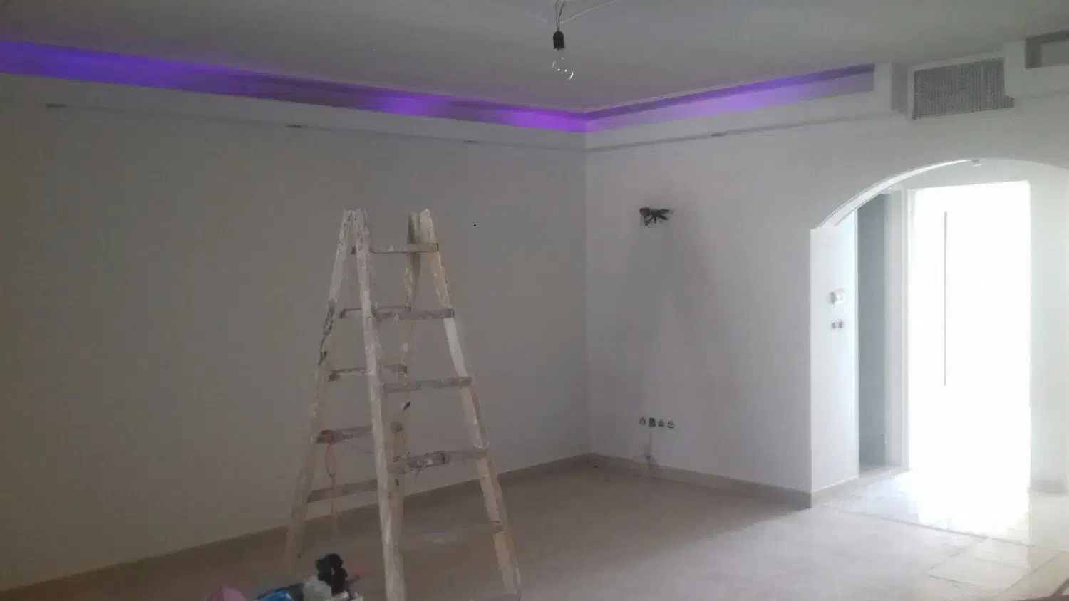 نقاش ونقاشی ساختمان و رنگ آمیزی ورنگ کاری.|خدمات پیشه و مهارت|تهران, تهرانپارس غربی|دیوار