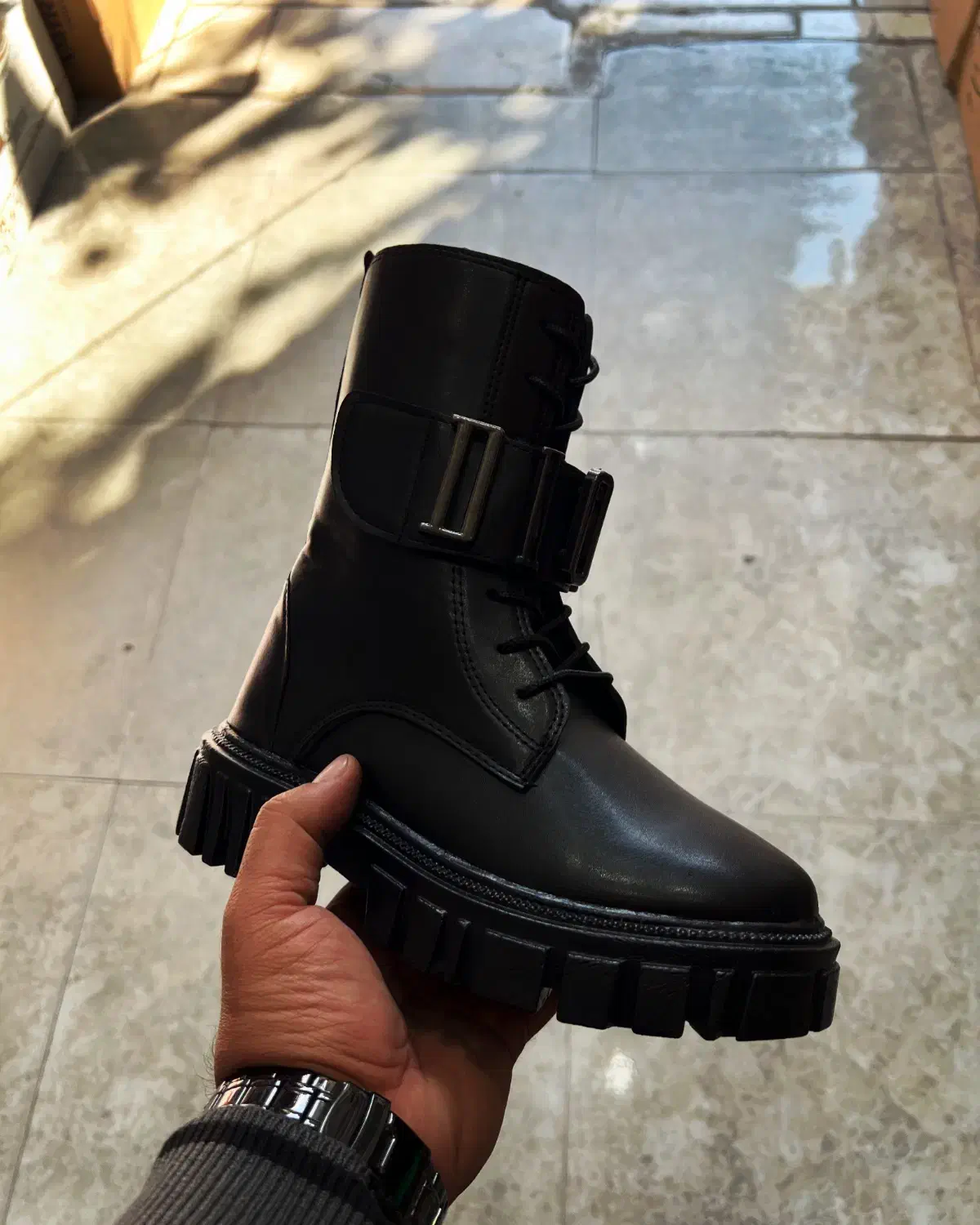 پوتین زنانه|کیف، کفش، کمربند|شیراز, نیستان|دیوار