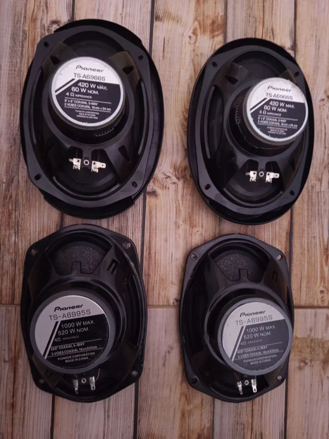 لاستیک پژوضبط.باند.هدلایت.|قطعات یدکی و لوازم جانبی|شهرضا, |دیوار