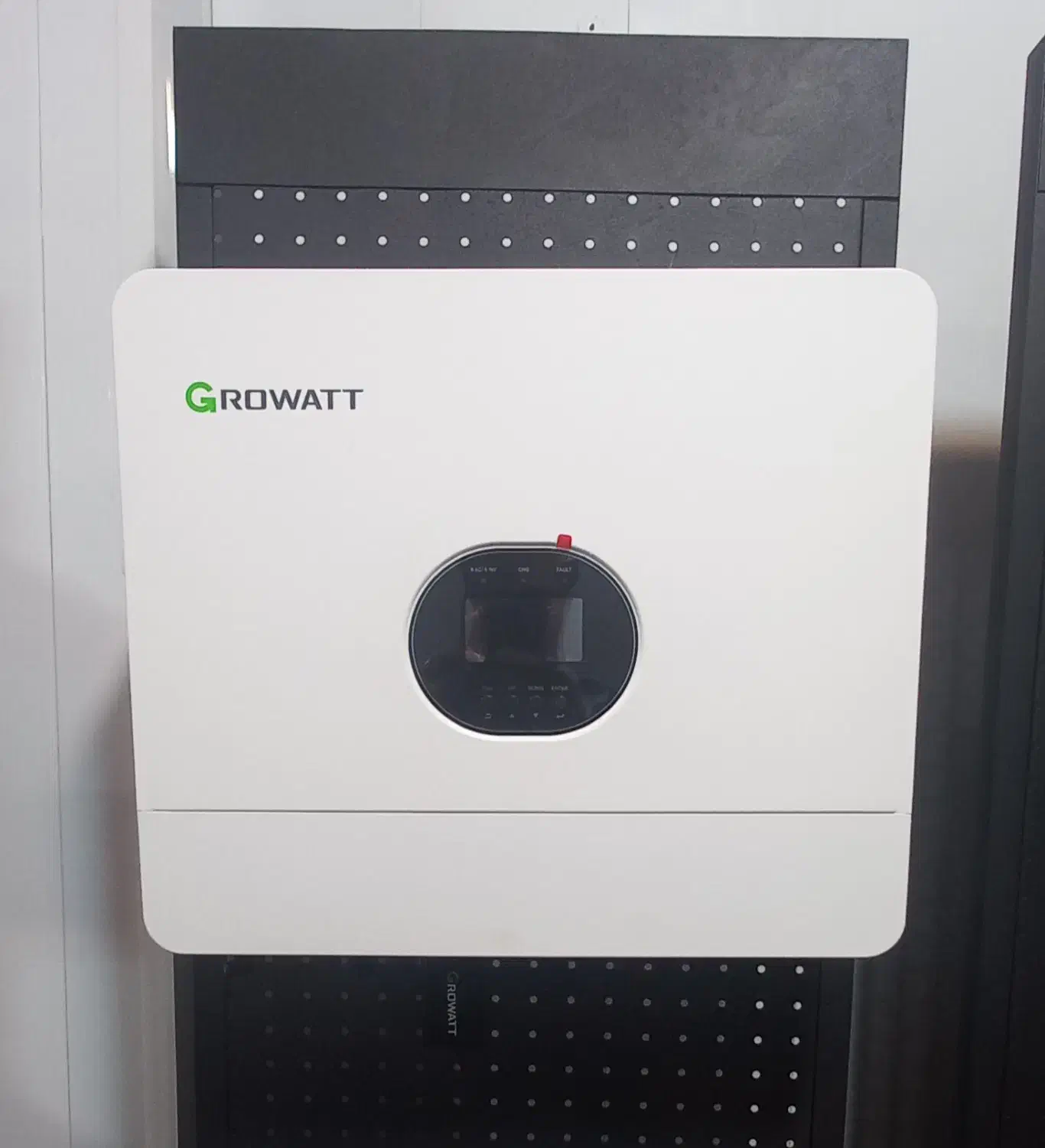 برق اضطراری/ سانورتر 6KW گرووات Growatt SPF 6000|عمده‌فروشی|رشت, دروازه لاکان|دیوار