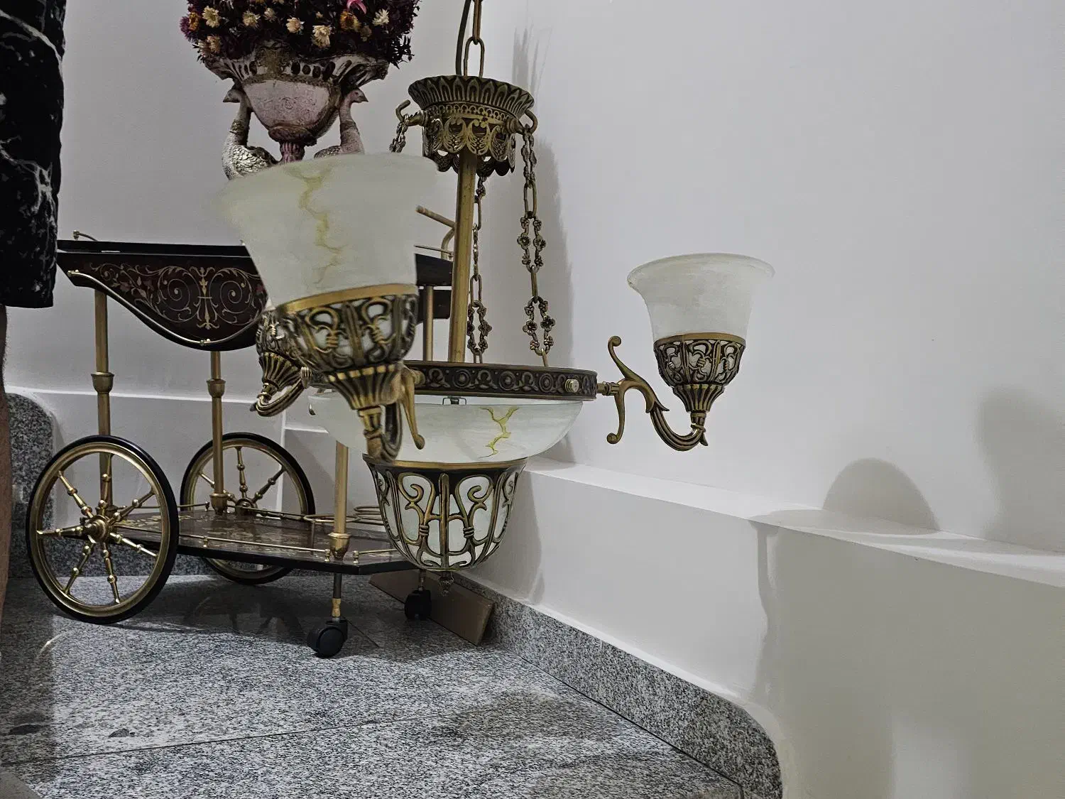 لوستر|لوستر و چراغ آویز|تبریز, |دیوار