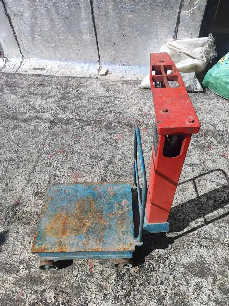 باسکول 100کیلوی|ابزارآلات|بیجار, |دیوار