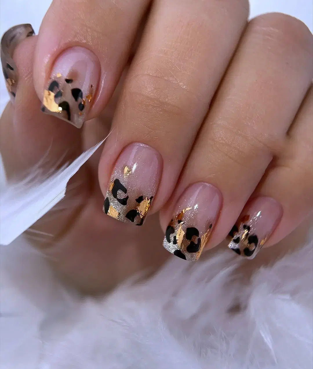 مدل کاشت ناخن|خدمات آرایشگری و زیبایی|دورود, |دیوار