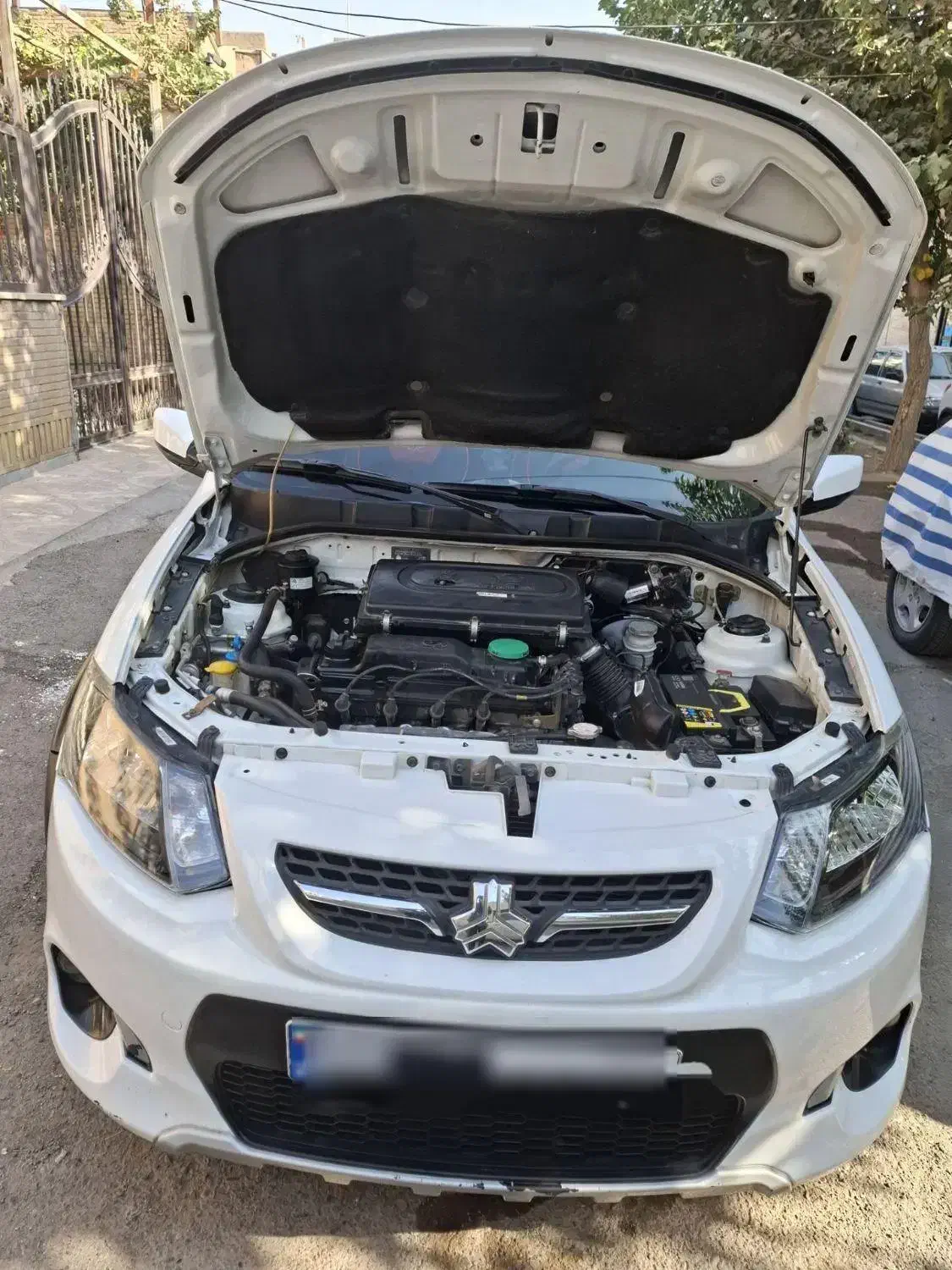 کوئیک|خودرو سواری و وانت|تالش, هشتپر|دیوار