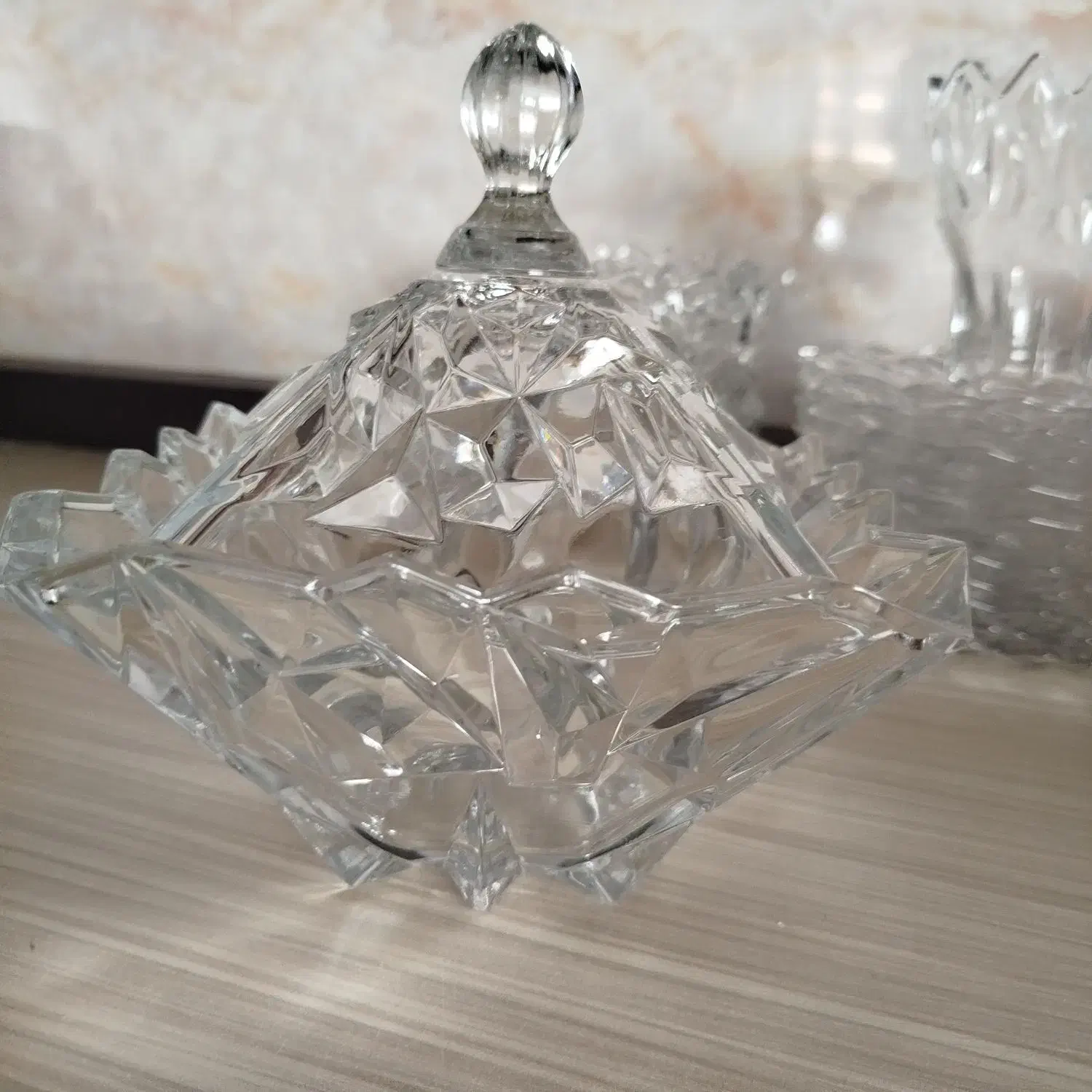 ظروف پذیرایی|ظروف سرو و پذیرایی|هشتگرد, فاز ۳ مهستان|دیوار