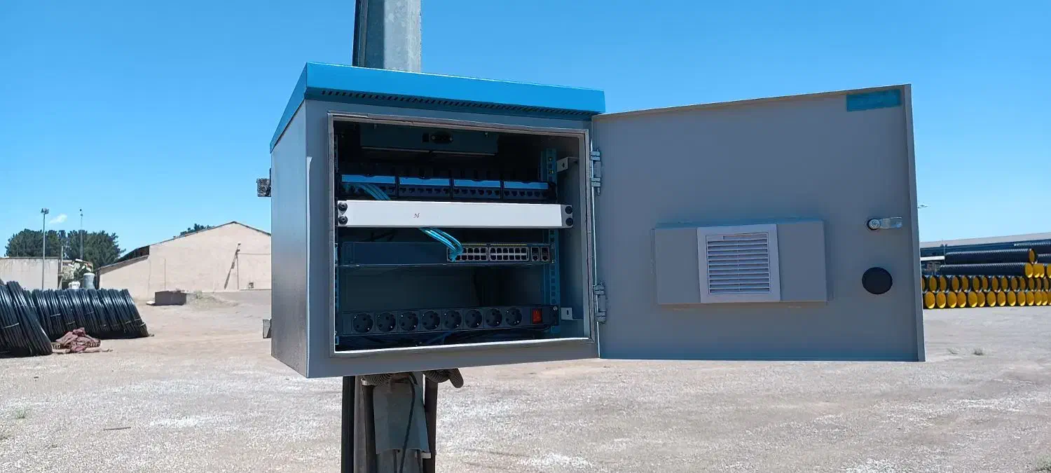 نصب و فروش دوربین مدار بسته و دزدگیر|خدمات پیشه و مهارت|ساوه, |دیوار