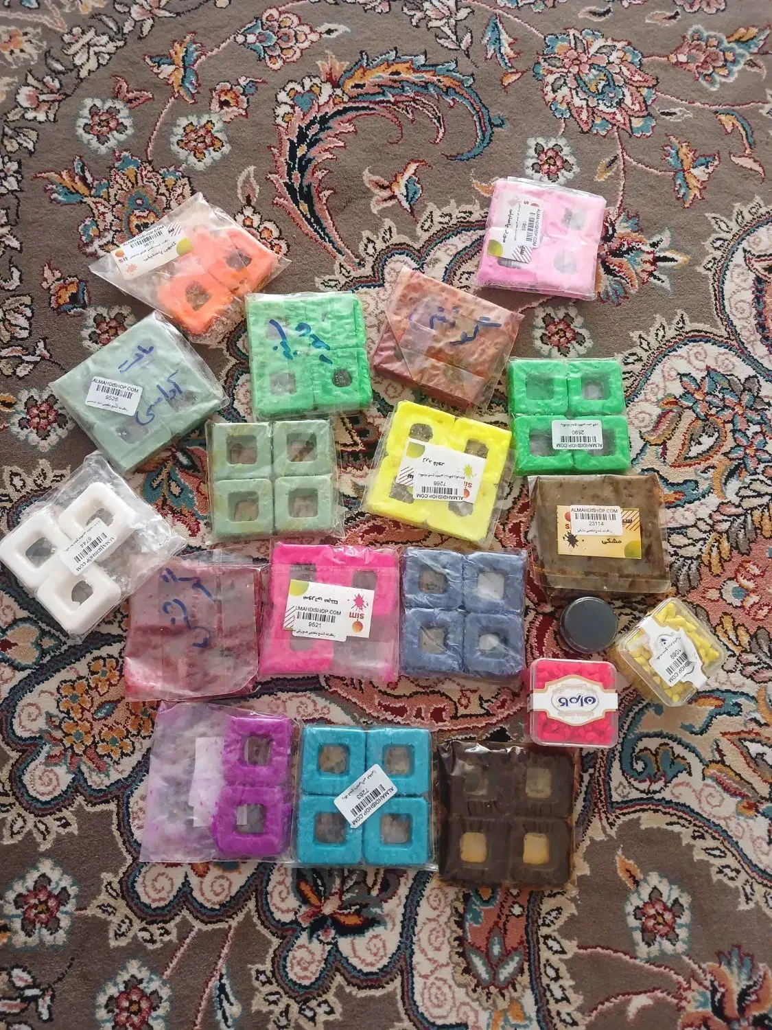 رنگ شمع سازی|صنایع دستی و سایر لوازم تزئینی|پیر بکران, |دیوار