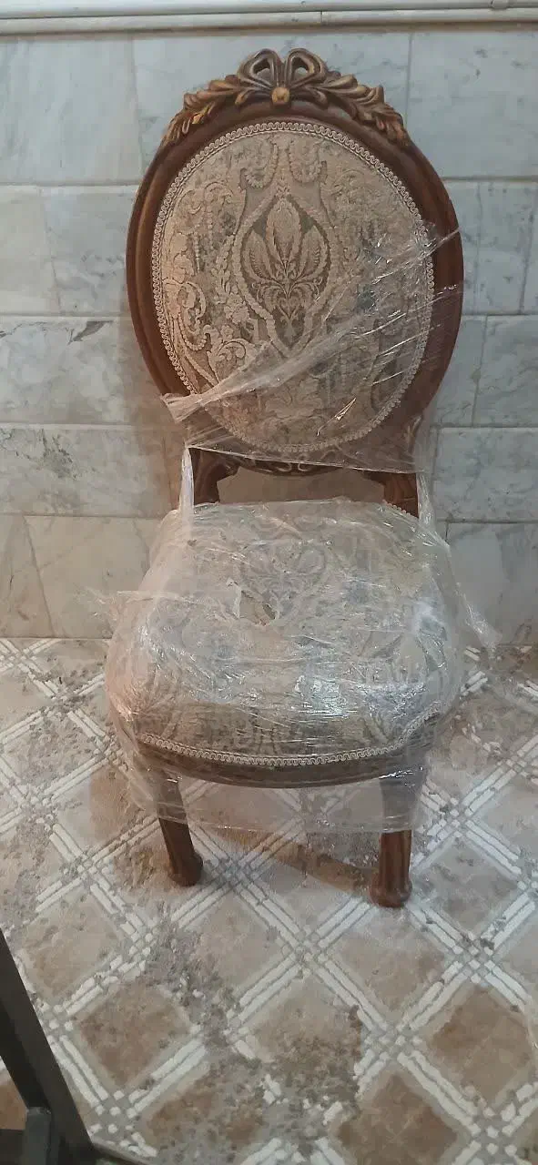 میز غذا خوری|میز و صندلی غذاخوری|قم, زنبیل آباد|دیوار