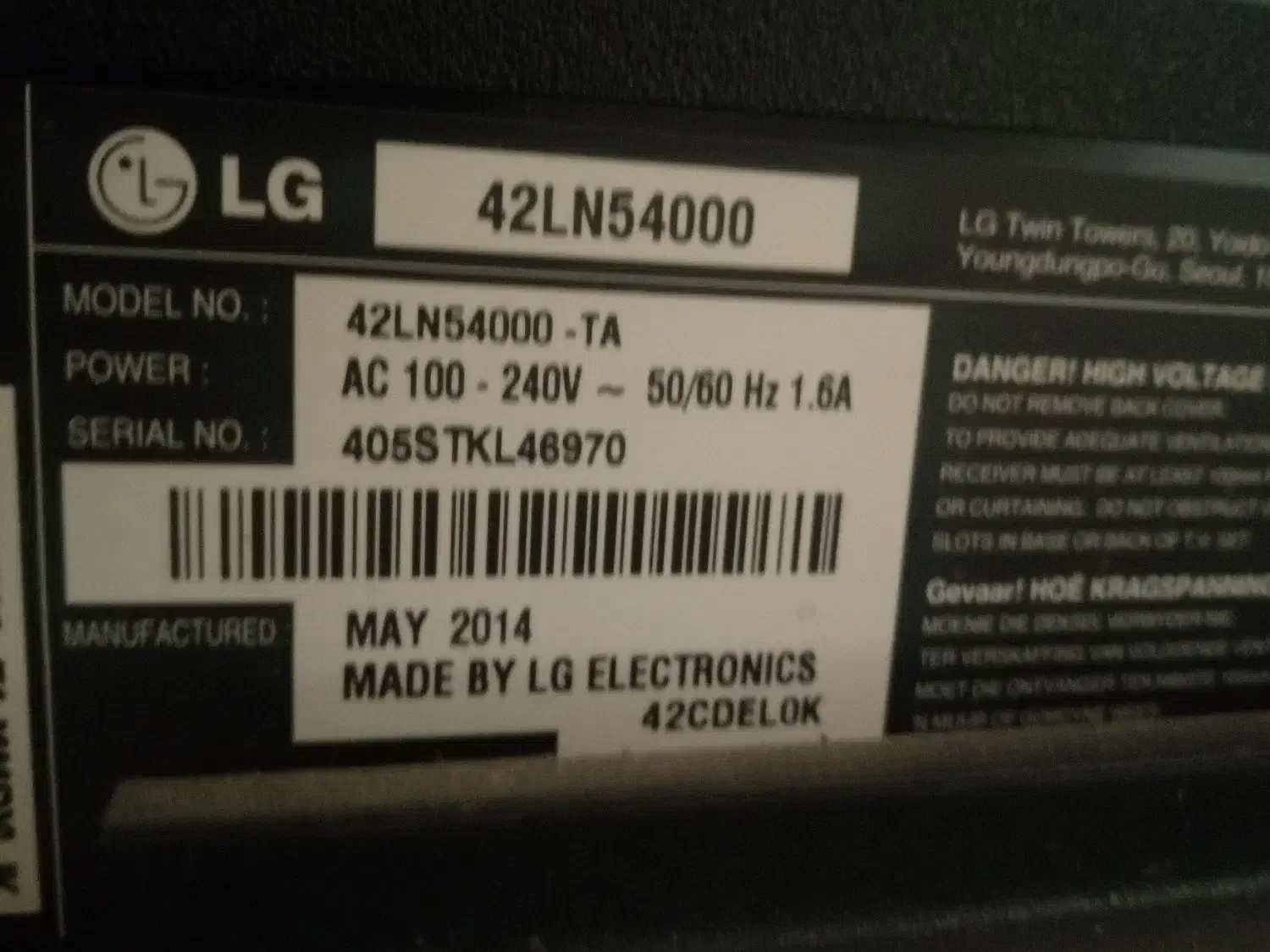 تلویزیون و میز تلویزیون|تلویزیون و پروژکتور|بوشهر, |دیوار