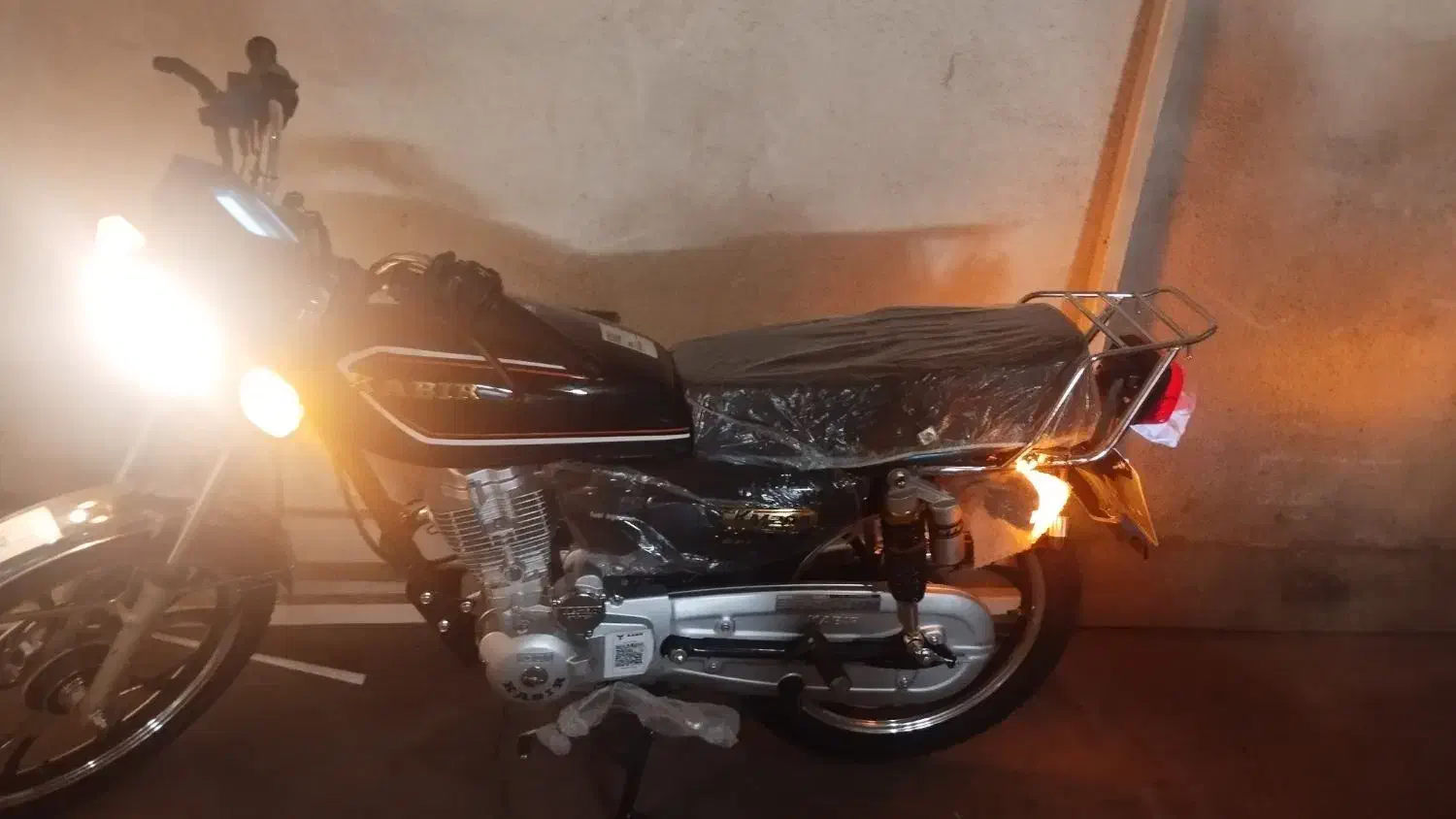 سلام یه عدد موتور هوندا 200 کبیر صفر کیلومتر|موتورسیکلت|زنجان, |دیوار