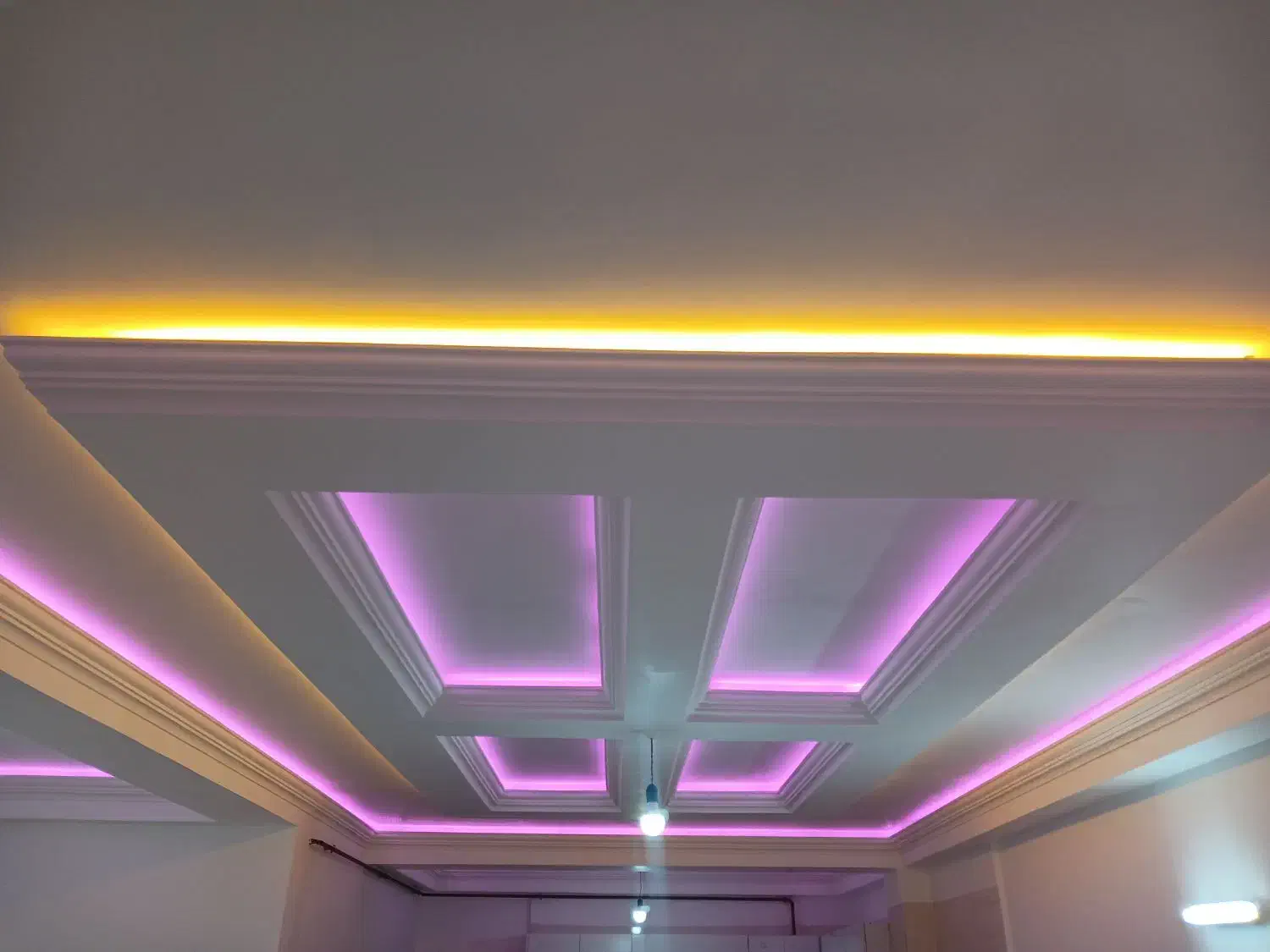 شاگرد گچکاری|استخدام معماری، عمران و ساختمانی|لنگرود, |دیوار