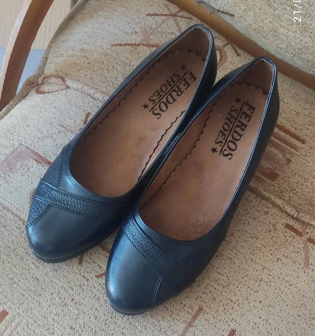 کفش|کیف، کفش، کمربند|آبدانان, |دیوار