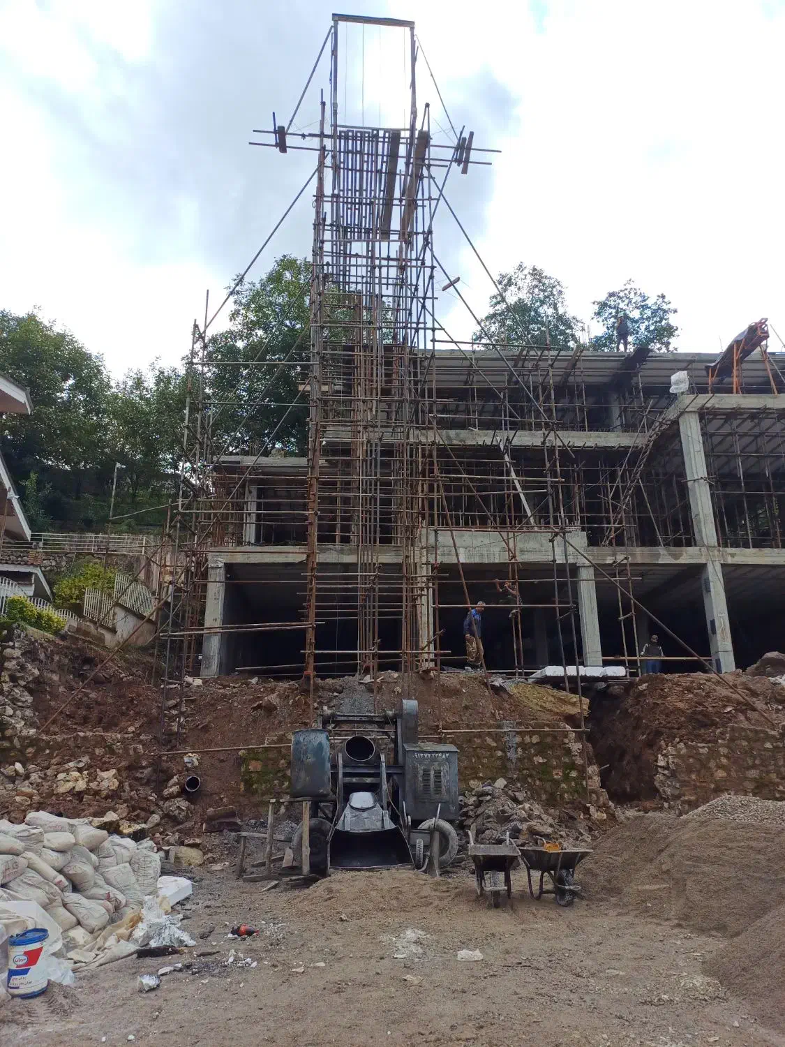 بتن خلاطه میکسر|خدمات پیشه و مهارت|نوشهر, |دیوار