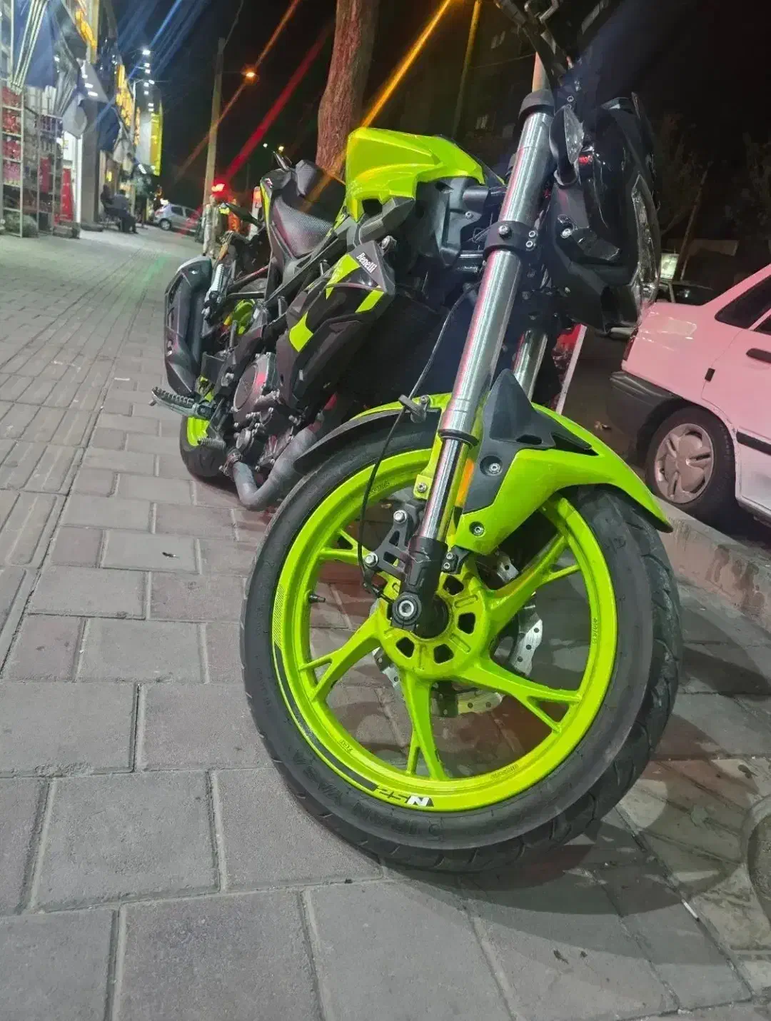 بنلی|موتورسیکلت|قرچک, زیبا شهر|دیوار