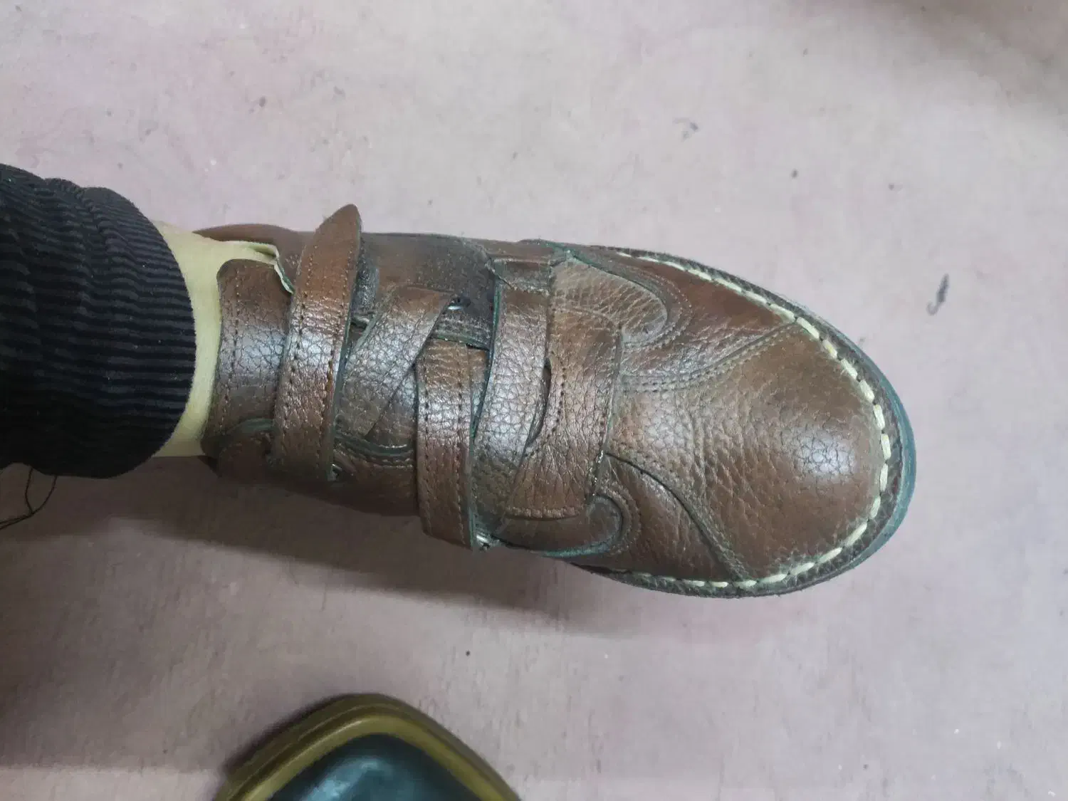 کفش چرم اصلی و طبیعی سایز ۳۷|کیف، کفش، کمربند|نجف‌آباد, یزدانشهر|دیوار