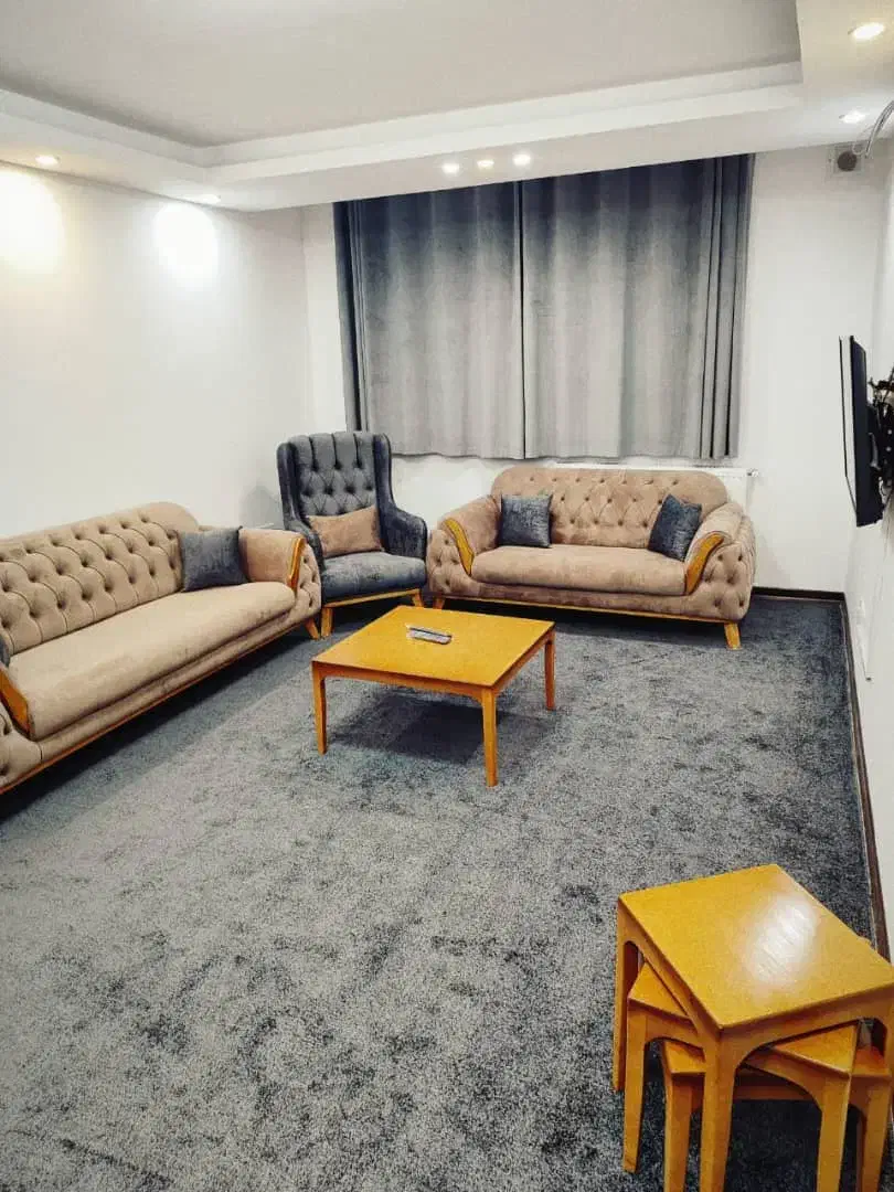 اجاره اپارتمان سویت مبله منزل سوییت هتل آپارتمان|اجارهٔ کوتاهمدت آپارتمان و سوئیت|شیراز, آزادی|دیوار