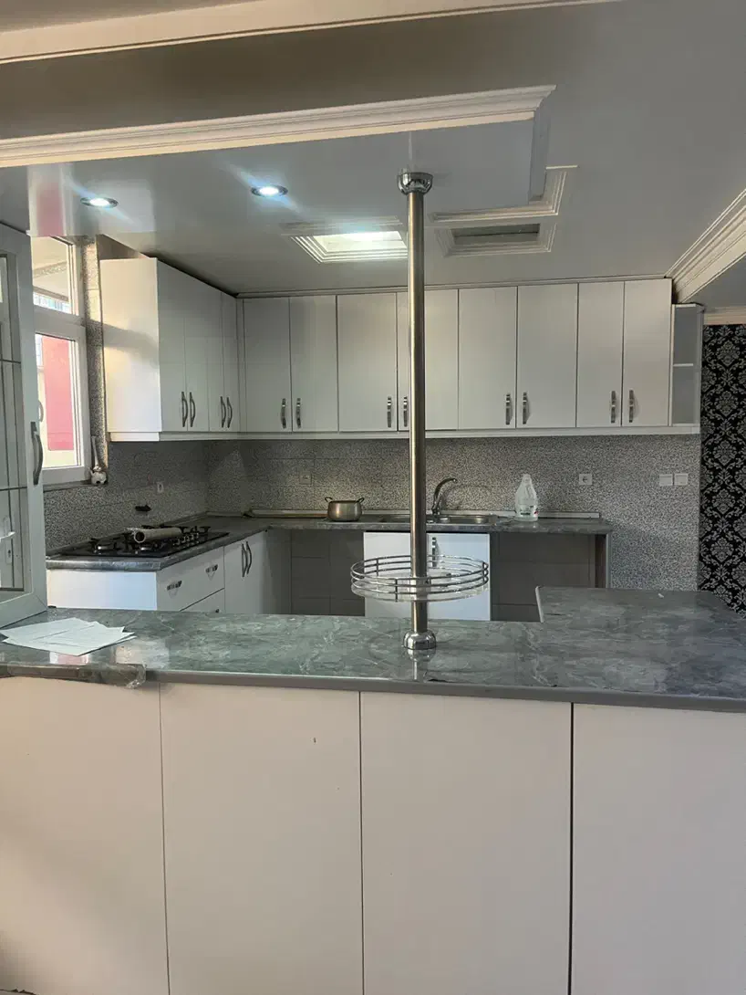 ۱۴۰متر/۳خواب/بازسازی شده