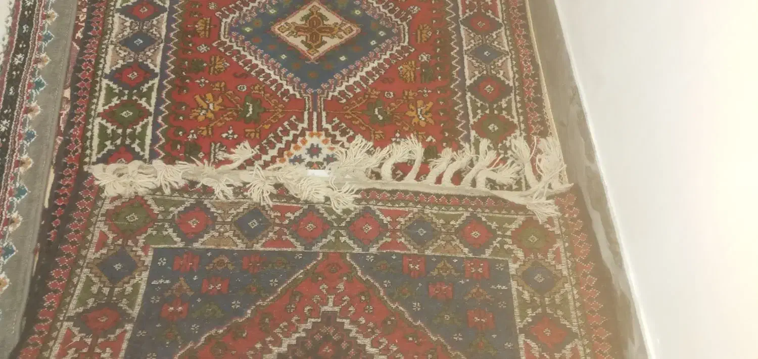 یک تخته فرش کناره|فرش|بروجن, |دیوار