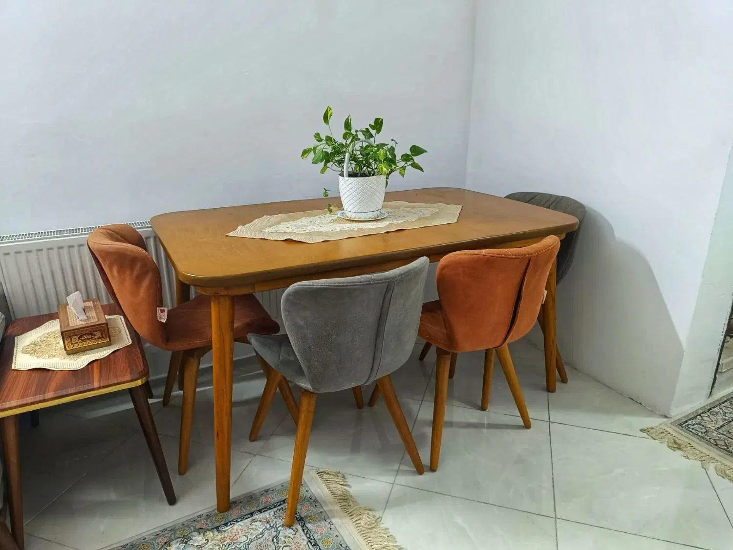 میز ناهار خوری شیک|میز و صندلی غذاخوری|گلبهار, شهر جدید گلبهار|دیوار