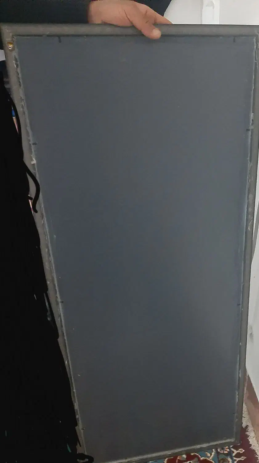 اینه|آینه|بندر دیر, |دیوار