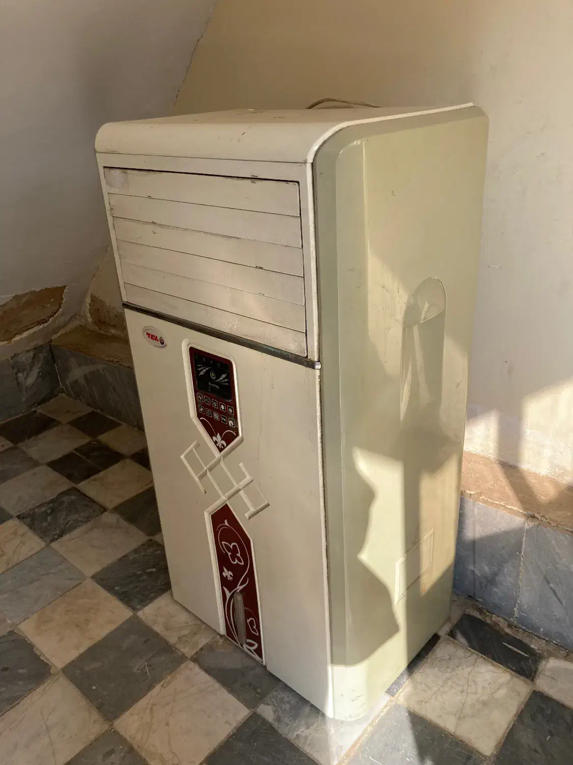 کولر آبی پرتابل|کولر آبی|قرچک, زیبا شهر|دیوار