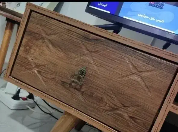 میز تی وی|میز تلویزیون|رشت, حمیدیان|دیوار