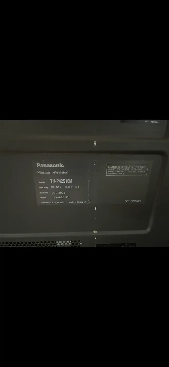 تلویزیون پاناسونیک ۴۲ پلاسما به همراه میز|تلویزیون و پروژکتور|کرمان, |دیوار