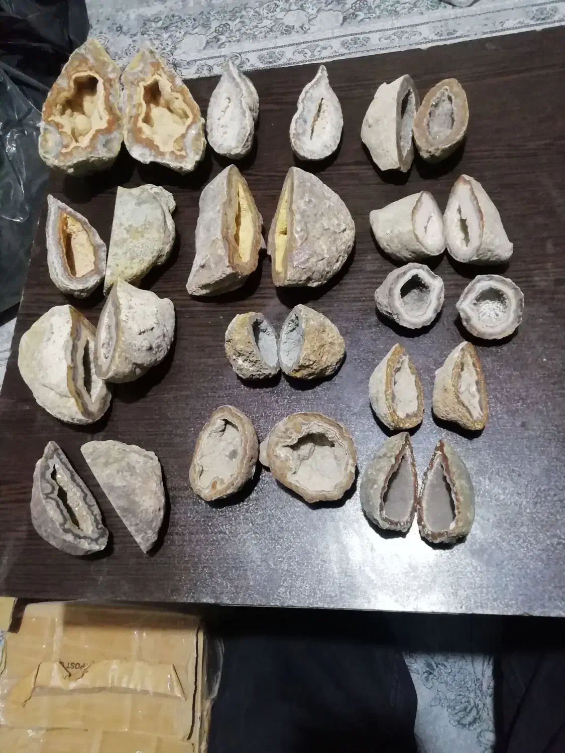 سنگ های راف|کلکسیون اشیاء عتیقه|سبزوار, فرهنگیان|دیوار