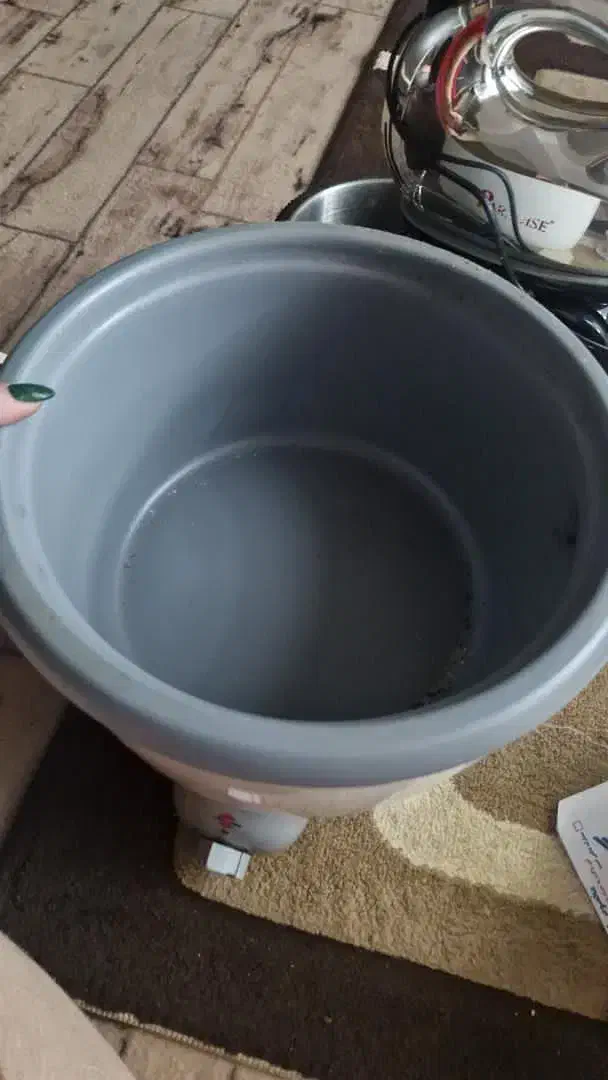 زودپر ۸نفره|ظروف پختوپز|رودسر, |دیوار