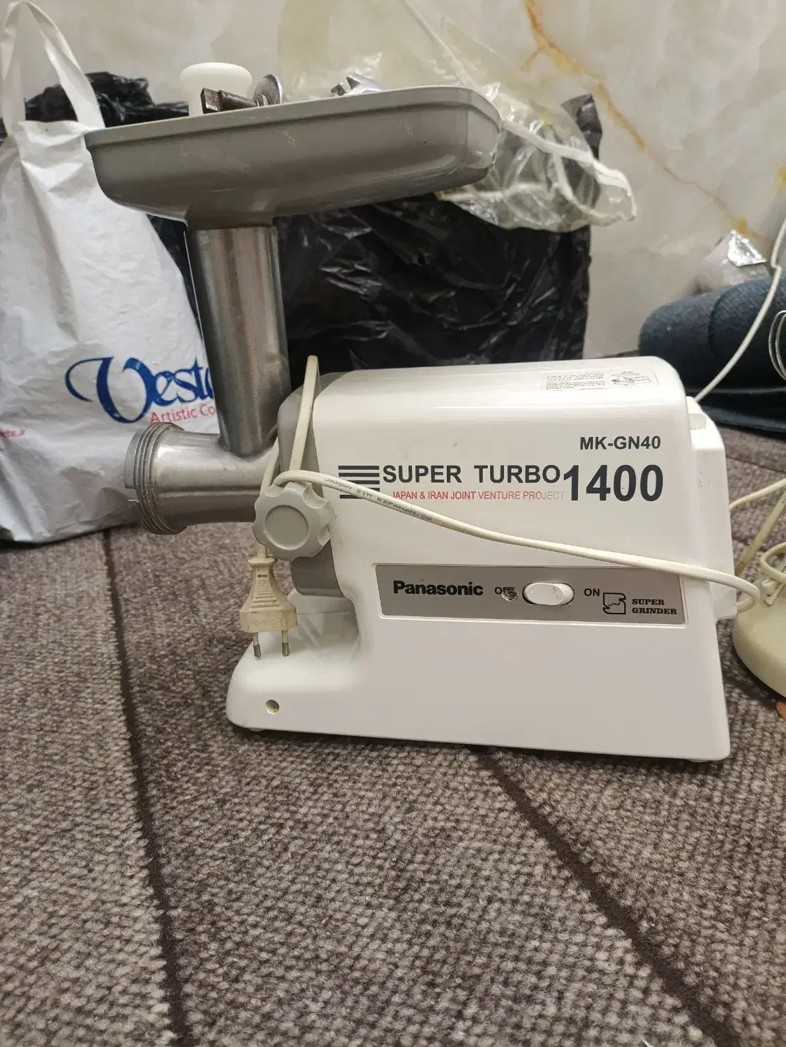 چرخ گوشت و آبمیوه گیری|سایر لوازم برقی|شیراز, شهدای شهرک سعدی|دیوار