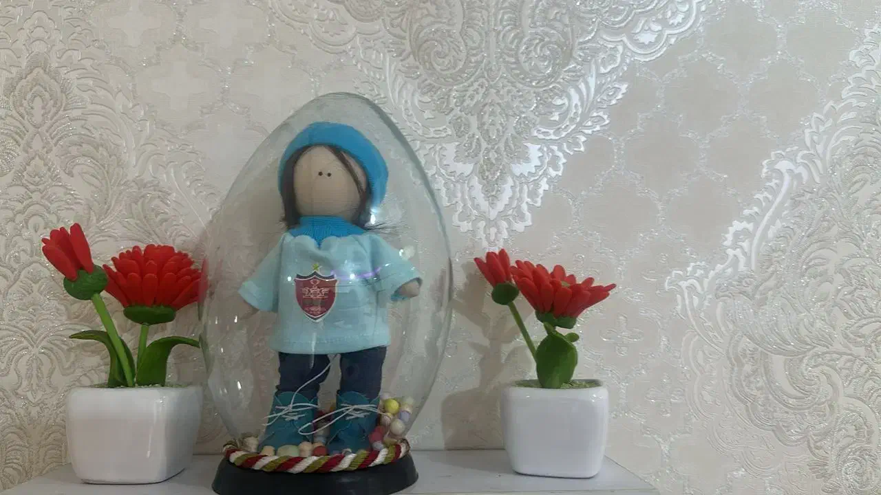 گلدان دکوری با عروس|مجسمه، تندیس، ماکت|اندیشه, اندیشه فاز ۱|دیوار